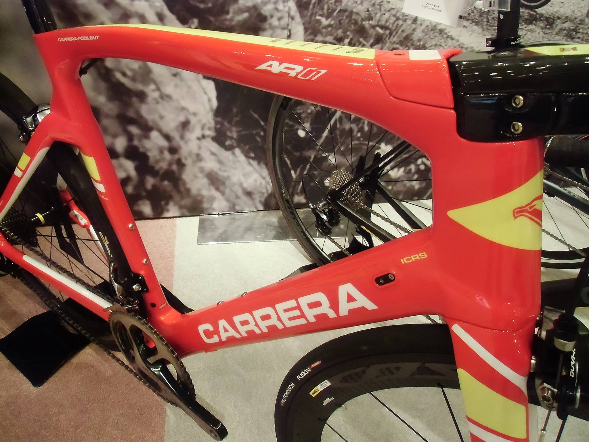 2016　carrera CARRERA カレラ　AR-01　ar-01　イタリアメーカー　フレーム　フルカーボンロードバイク　軽量　エアロ　レース　広島県福山市
