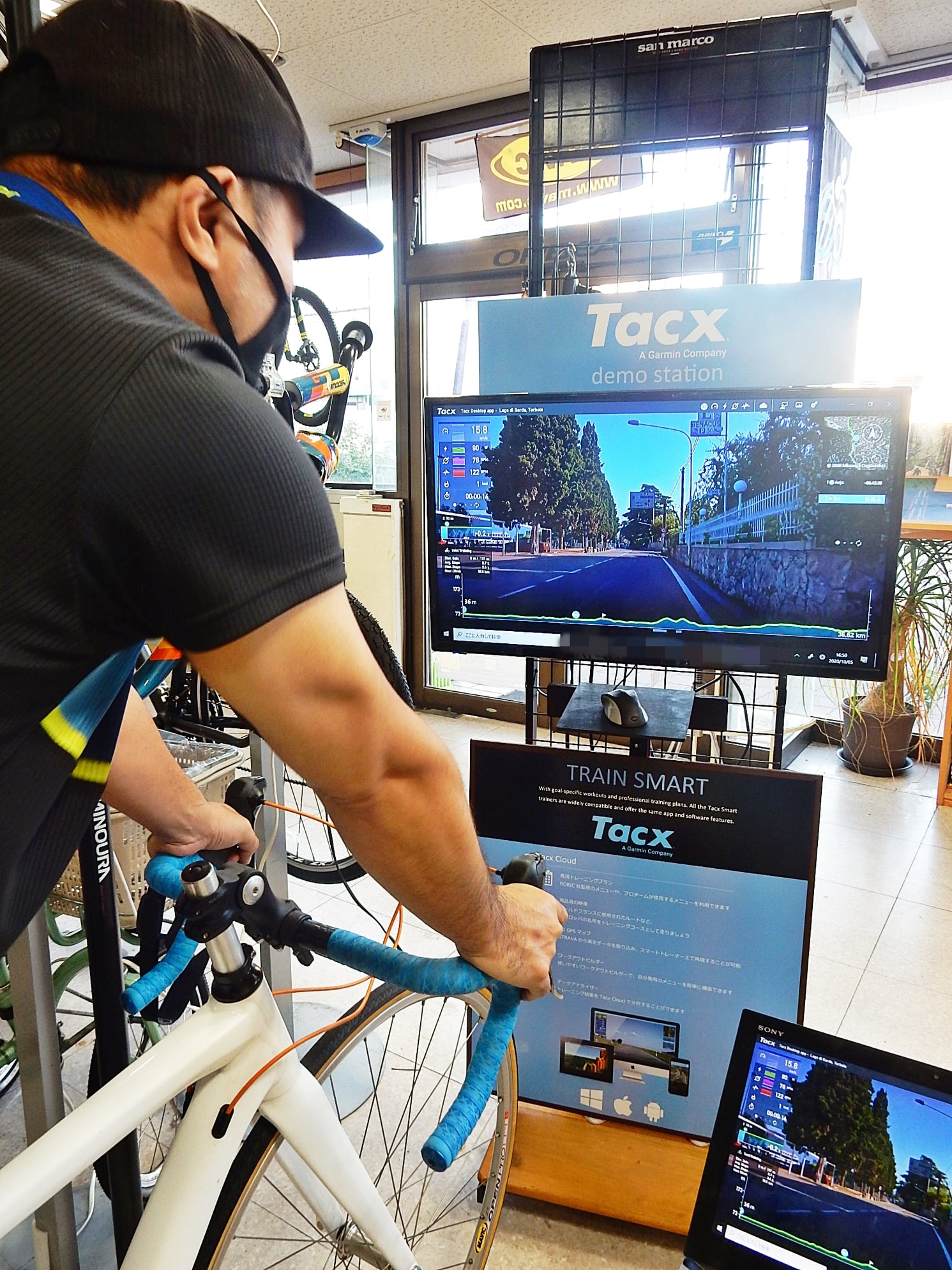 Tacx　NEO 2T Smart　スマートトレーナー　トレーニング　サイクリング　ZWIFT zwift ズイフト　GARMIN garmin ガーミン　広島県福山市　FINE fine ファイン